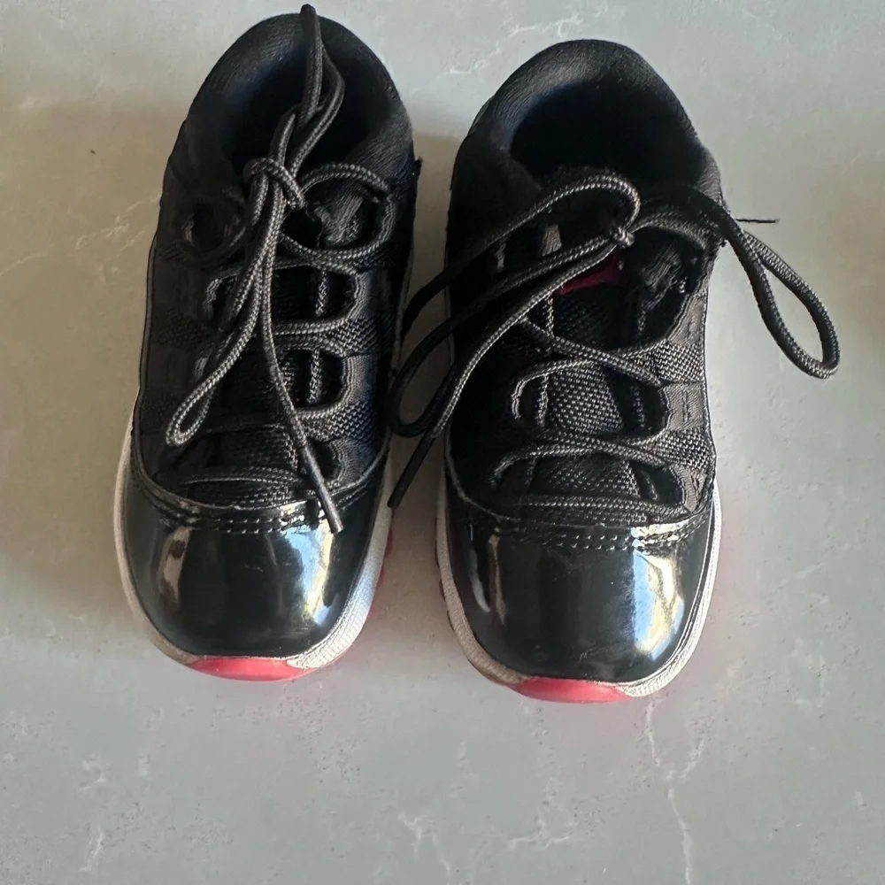 Preloved Jordan 11 Retro Toddler